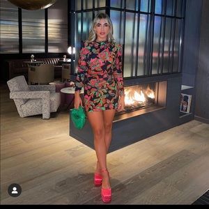 Zara printed dress with draping HOT item and print- popular among influencers